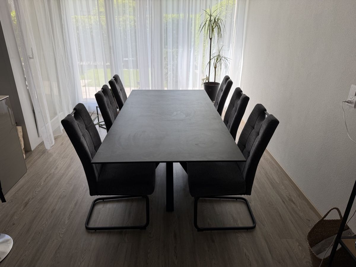 Conforama Set di tavolo e panche: Esstisch und 6 Stühle – Usato da Jona venduto da Denito90