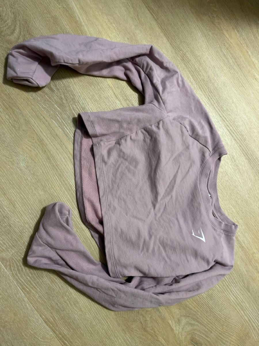 Gymshark Lotti di vestiti: Gymshark Oberteile Damen Grösse S – Usato da Herisau venduto da ali_hrd9