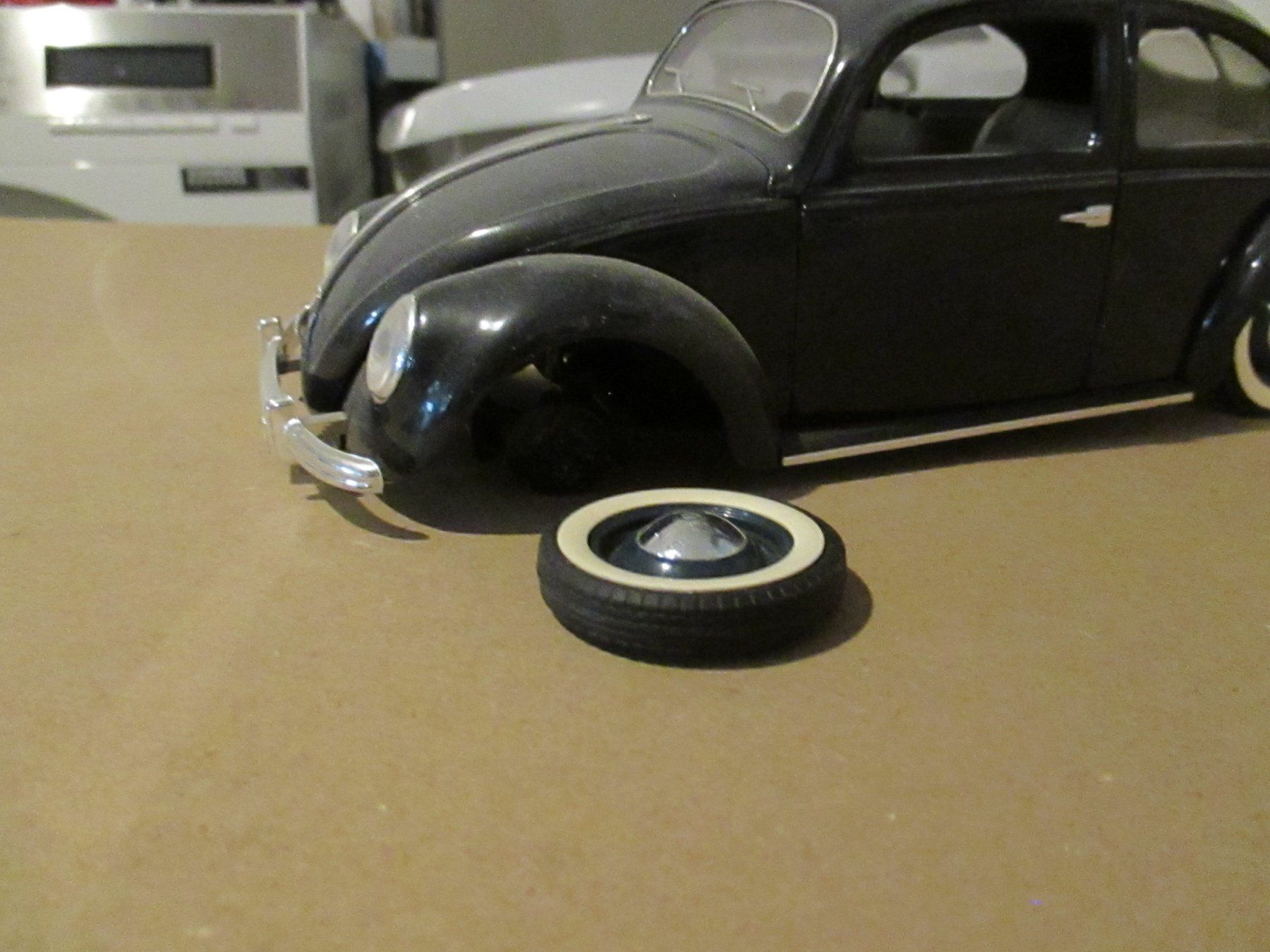 Volkswagen Modellini d'auto: VW Käfer Solido 1/18 Schrott defekt – Difettoso da Felsberg venduto da sanwill 1