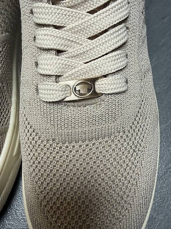 Damenschuhe: TOM TAILOR Sneaker, Gr. 37 – Gebraucht aus Amsoldingen von TomBooker 2