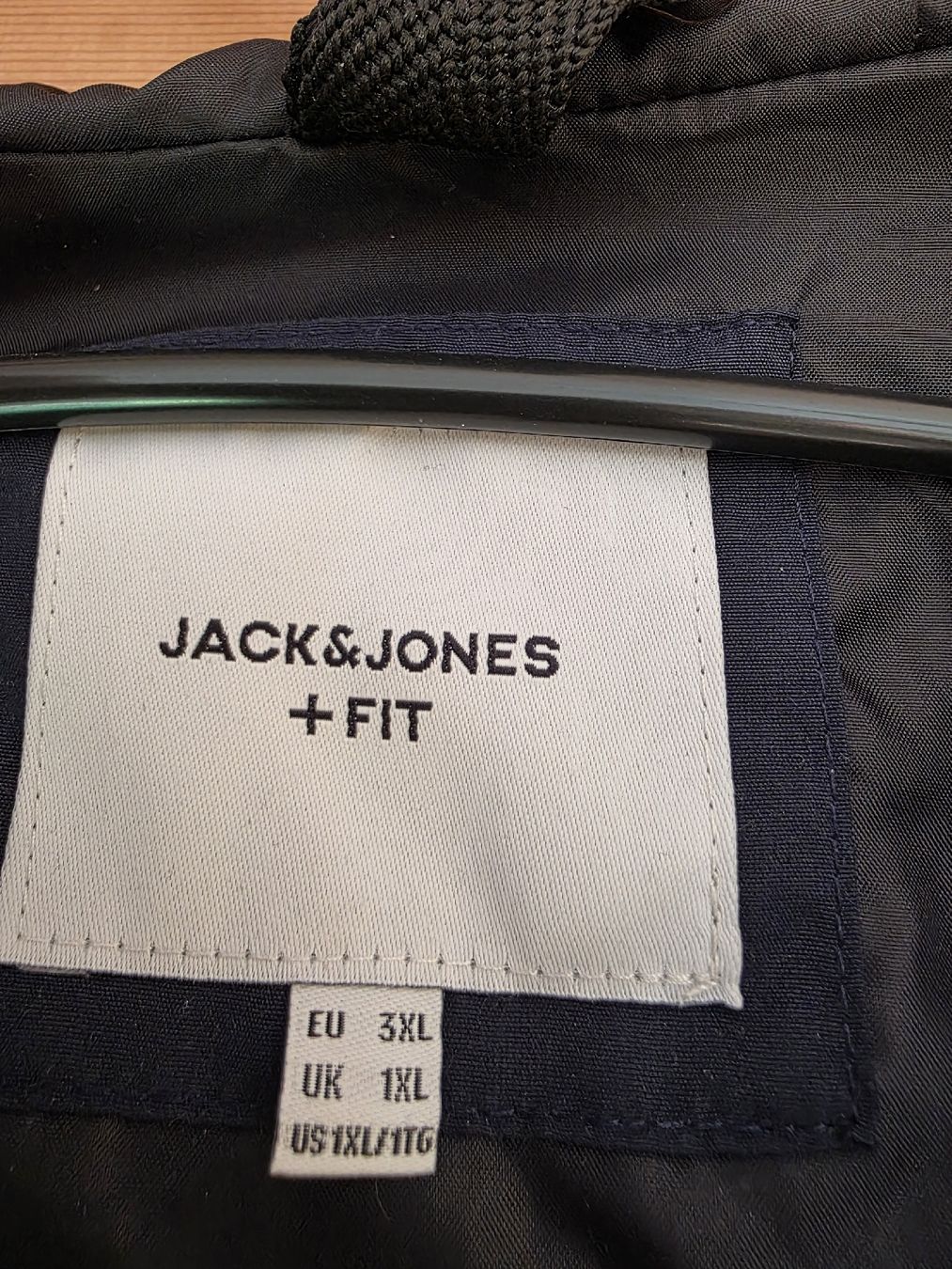 Jack & Jones Giacche: veste Jack & Jones  – Nuovo (secondo la descrizione) da Troistorrents venduto da kev_ytm5