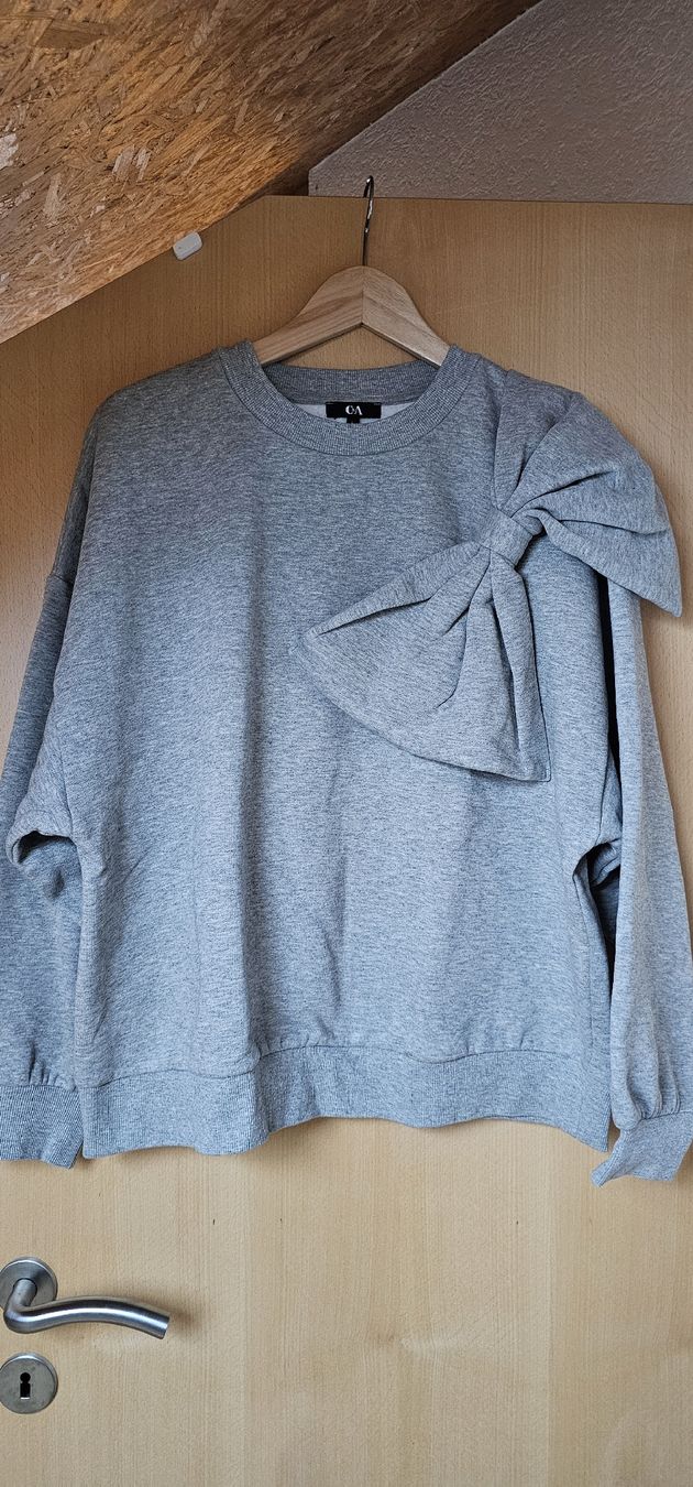 C&A Pulls & Sweat-shirts: Pullover mit grosser Masche – Neuf (Voir description) à Mühlethurnen par sabrina14