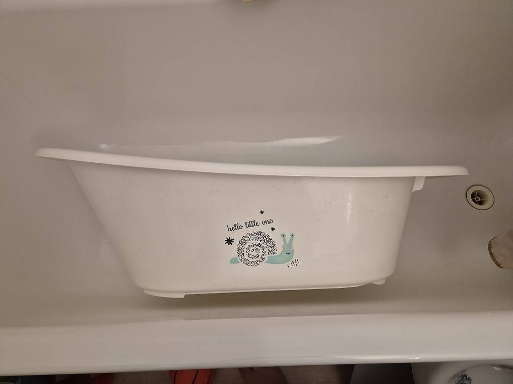 Tutto per il bagno: Babybadewanne  – Usato da Dänikon ZH venduto da Tanja555