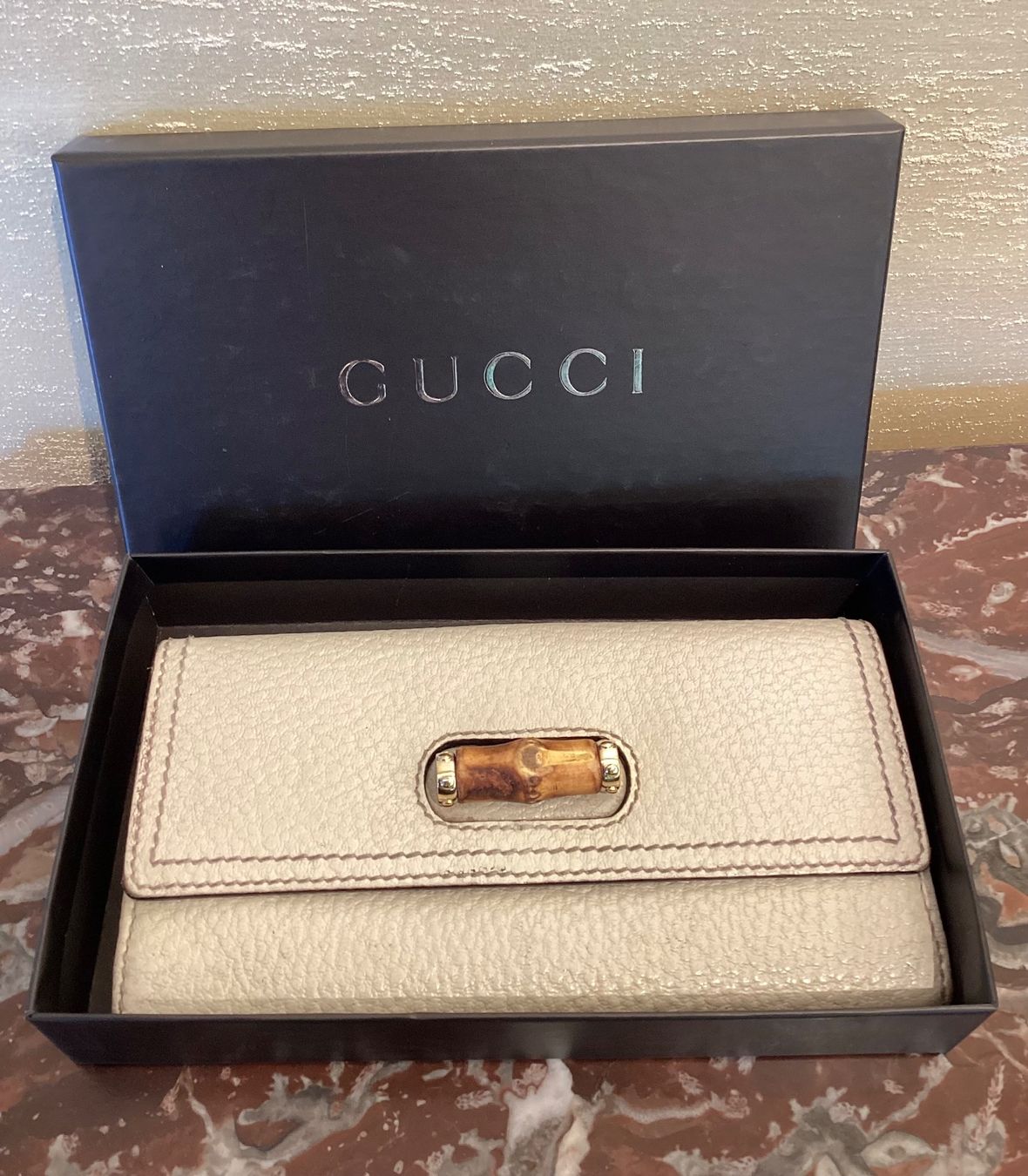 Gucci Portamonete: Gucci Portemonnaie – Usato da Magadino venduto da sylvierosa