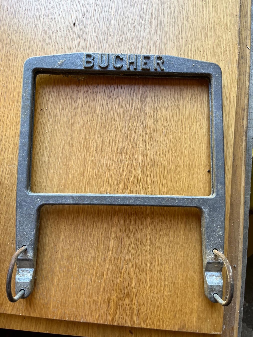 Bucher Trattori: bucher, nummernschild halter, traktor, mäher – Usato da Emmenmatt venduto da flyrecords 1
