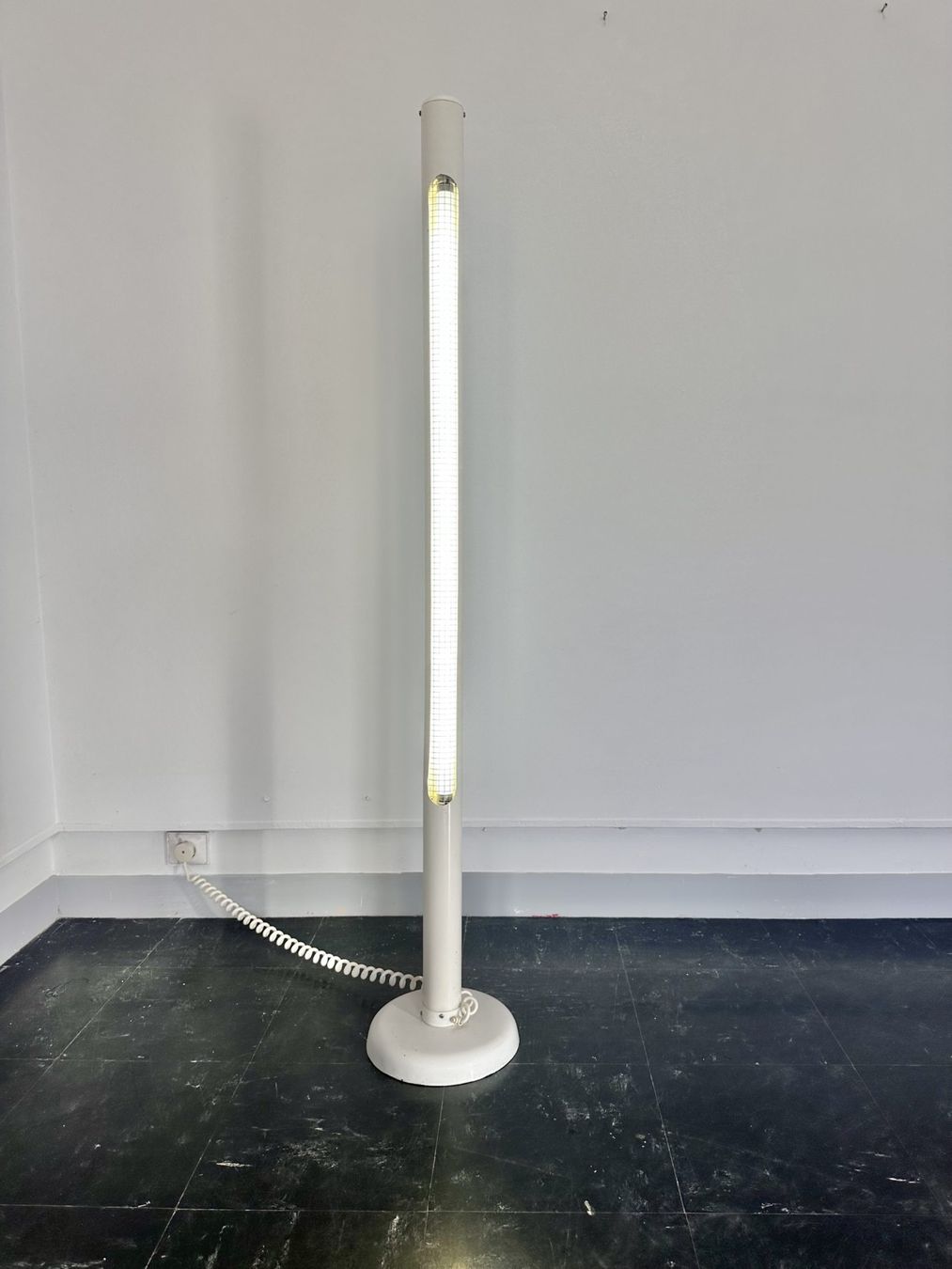 Lampade: Lampe néon design postmoderne, Pays-Bas, vers 1980 – Usato da Lausanne venduto da jul_v9ht