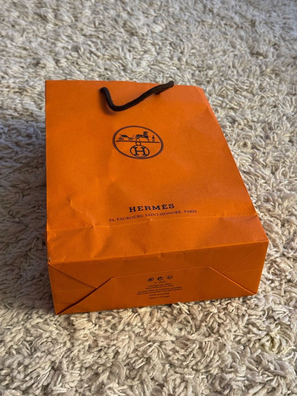 Carta: Hermès Geschenktüte / Papiertüte – Usato da Zürich venduto da wtpooh 2