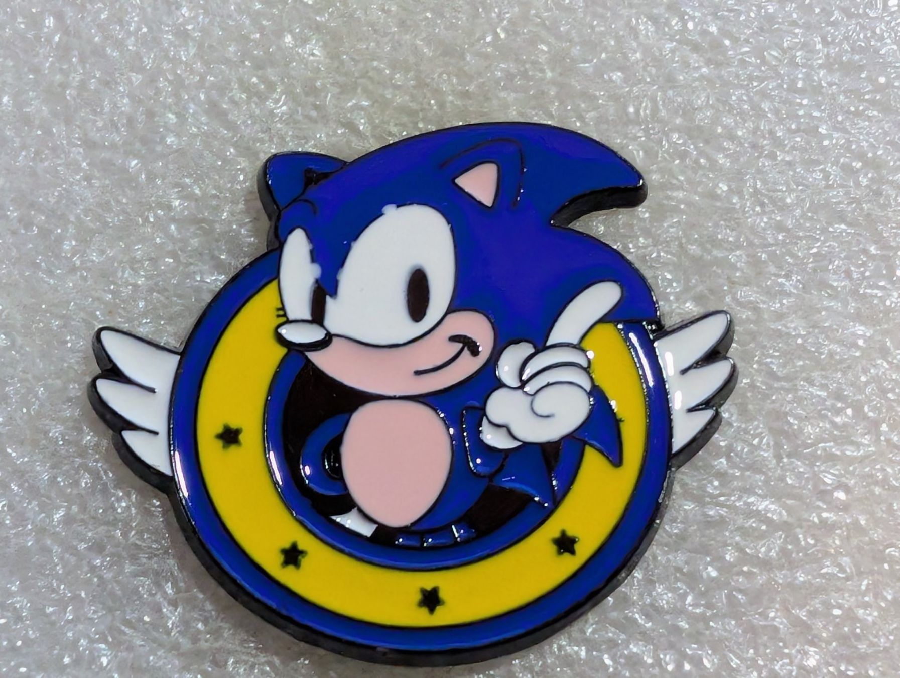 Placchette & Badge: Ansteckpin 90: Sonic The Hedgehog – Usato da Oppligen venduto da Pin-Fall-Shop