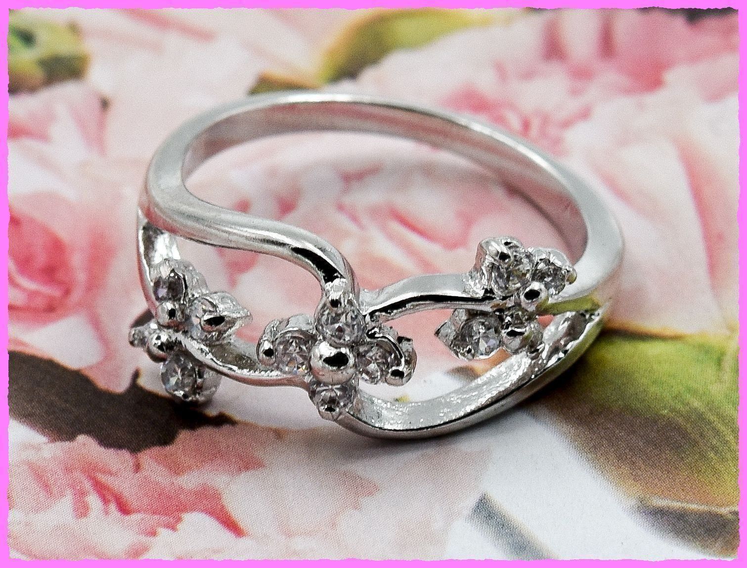Anelli: Bezaubernder Ring mit Zirkonia – Nuovo e nell'imballaggio originale da Oberglatt ZH venduto da Diamond-Girl 2