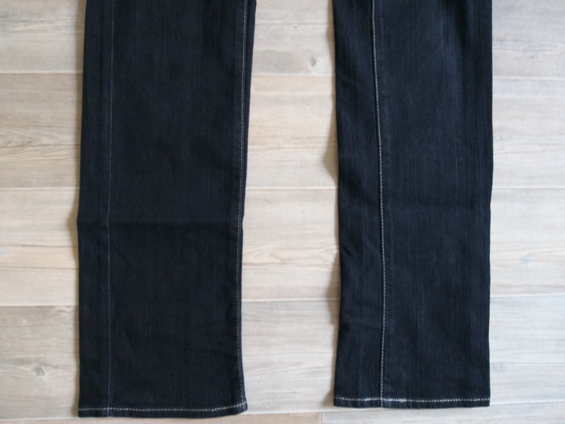 Calvin Klein Jeans: CALVIN KLEIN Jeans taille / Grosse 2 (S) – Usato da Cossonay-ville venduto da Super-Price-Quality 3