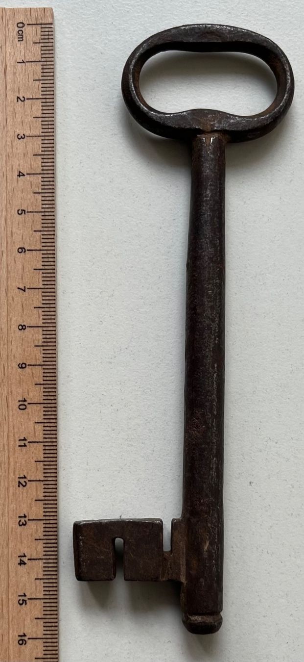 Chiavi: Schlüssel antik Eisen, Bart, ca. 16cm – Usato da Ostermundigen venduto da DaxKarten-75 1