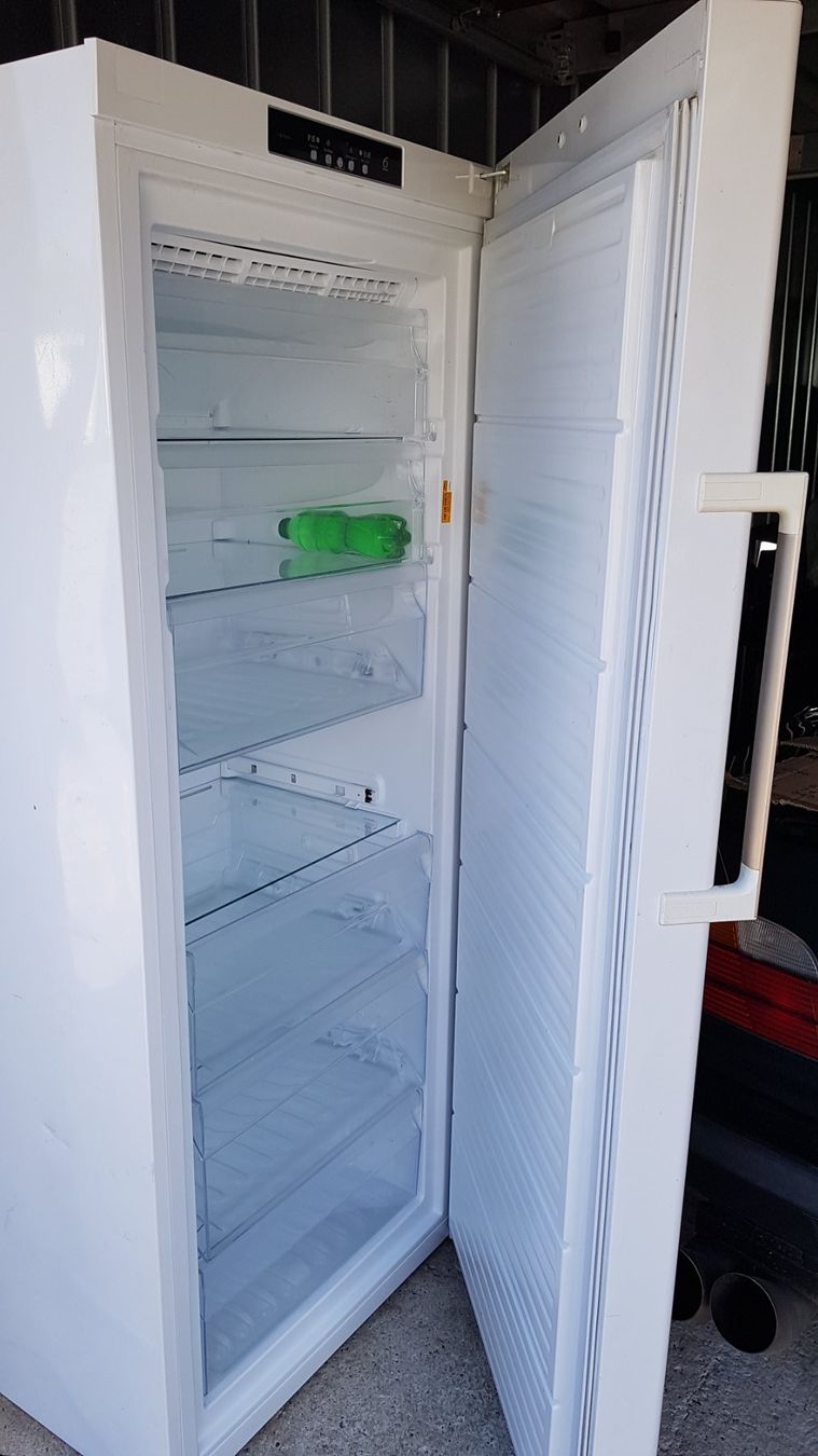 Whirlpool Congelatori: ab CHF;1.- Gefrierschrank WHIRLPOOL Type: CV77 HEU – Difettoso da Biel / bienne venduto da Sarouch9