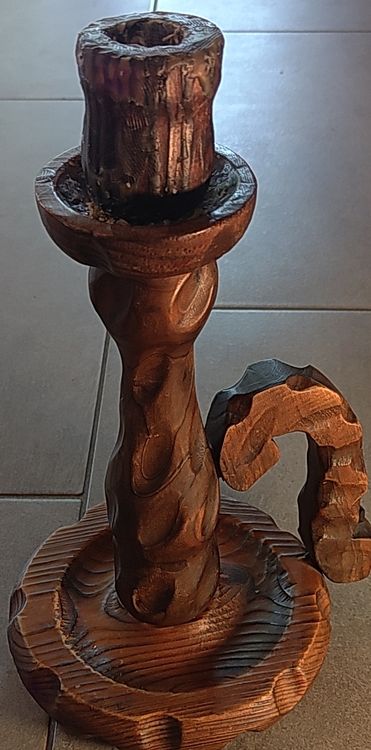 Momabatti · Bougeoir en bois clair sculpté nº93 main image 0