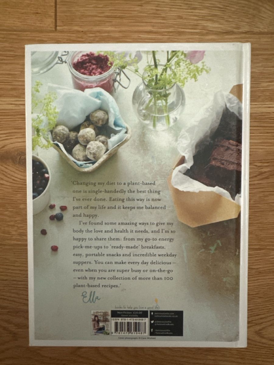 Libri: Book: Deliciously, Ella Every Day, very good condition – Nuovo (secondo la descrizione) da Zürich venduto da anouk_8008 1