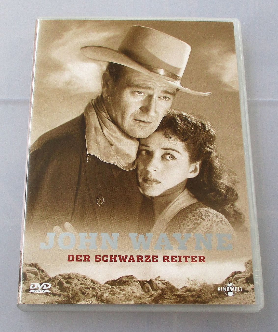 Tous les DVDs: DER SCHWARZE REITER - John Wayne – D'occasion à Wattwil par Muriel10
