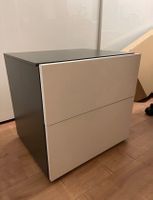 Table de chevet moderne, 2 tiroirs, parfait état!