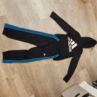 Adidas Trainingsanzug mit Kapuze Gr. 152