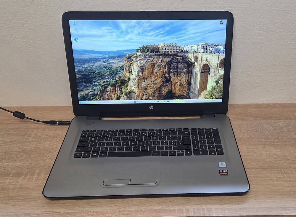 Wunderschne Laptop 17 Zoll Kaufen Bilder