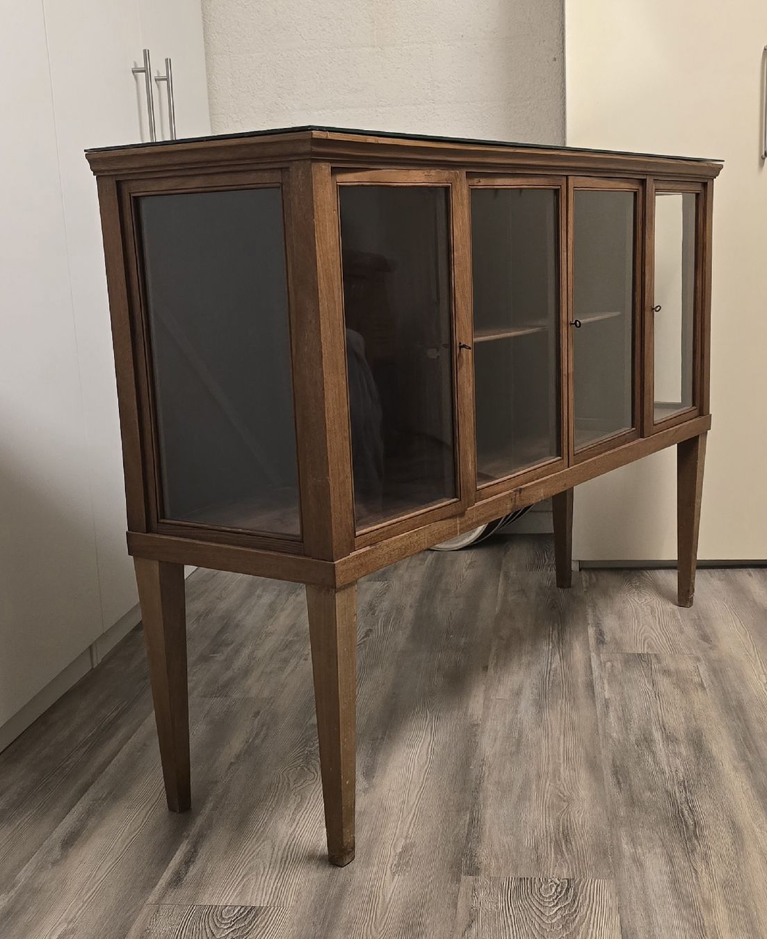 Vitrines: Antike Vitrine – D'occasion à Burgdorf par Gerber2914 2