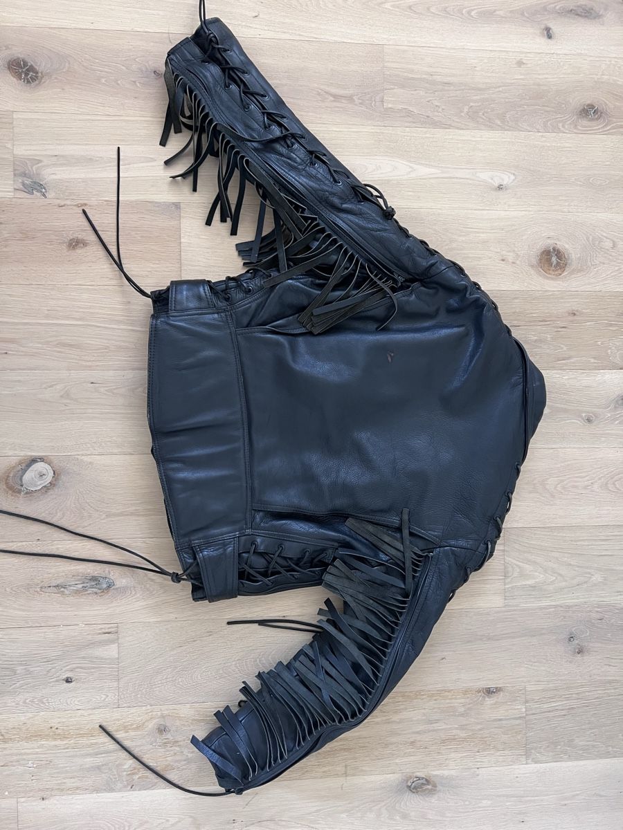 Giacche: Schwarze lederjacke – Usato da Richterswil venduto da min_ft5y 5