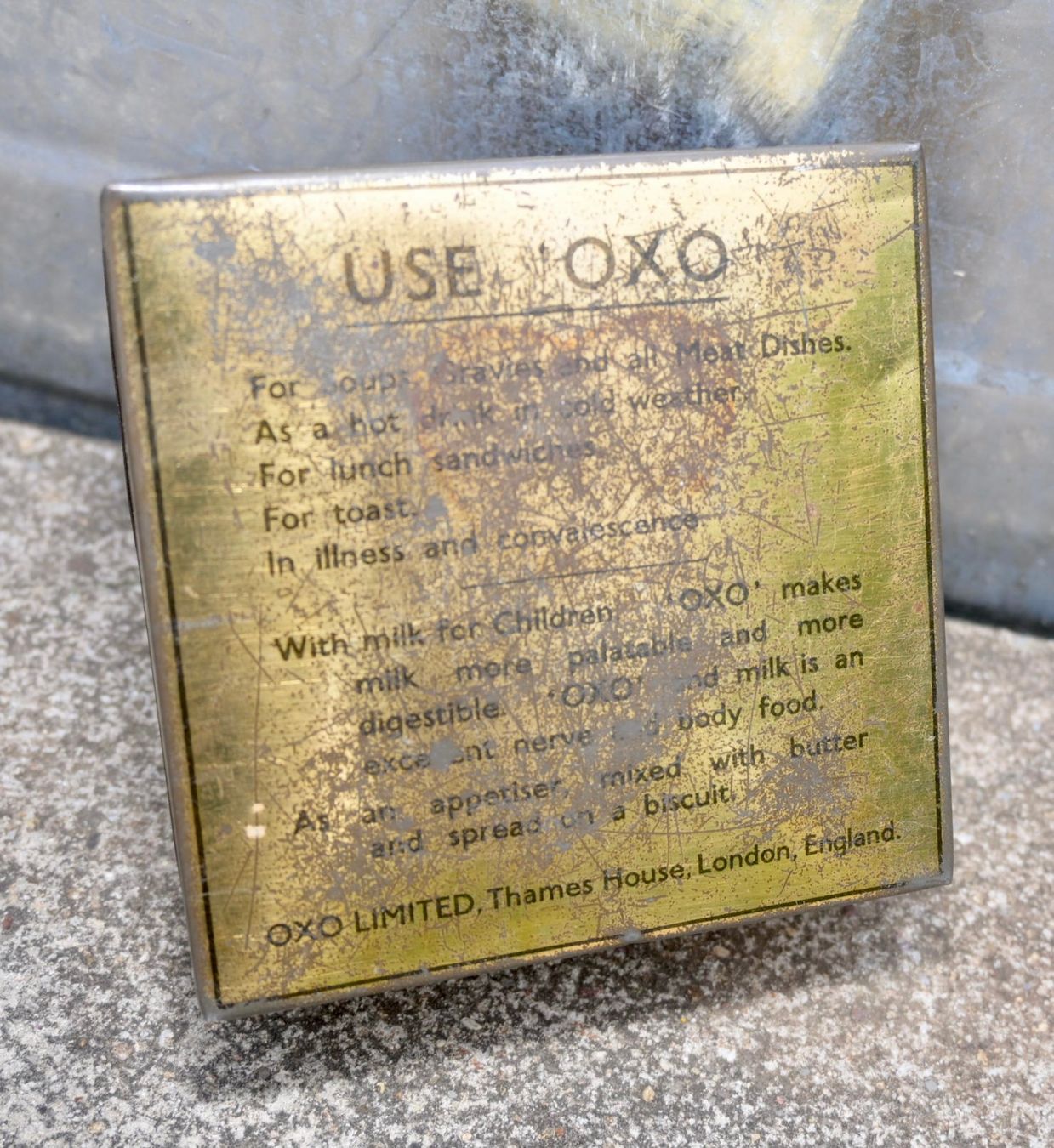 Barattoli: Vintage Blechdose OXO CUBE Strengthens Every Dish – Usato da Pfaffhausen venduto da mono_rec 2