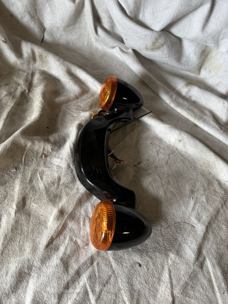 Harley-Davidson Tutti i ricambio per moto: Harley Davidson Blinker Rücklicht Bremslichtbalken – Usato da Schötz venduto da Harley35 1