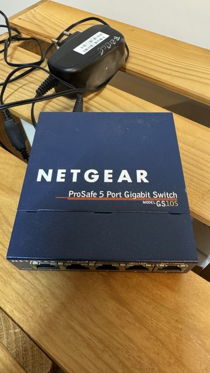 Netgear ProSafe GS105 Gigabit Switch - 5 Port Netzwerk (Gebraucht) in ...