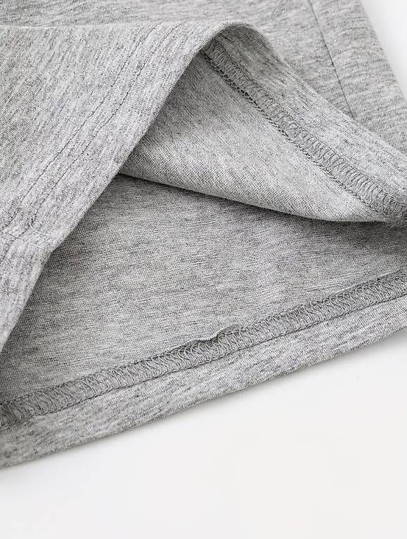 Pantaloni: Baumwoll- Shorts grau Grösse 150 – Nuovo e nell'imballaggio originale da Pratteln venduto da Luxus.Fee 1