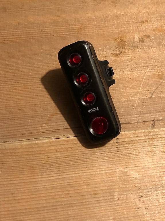 Pezzi di ricambio: Knog Rücklicht – Usato da Spreitenbach venduto da Wuzzle3000