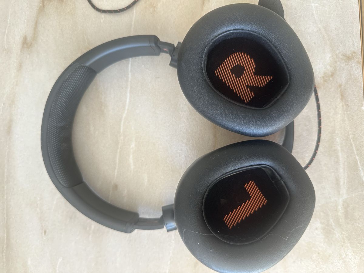 JBL Cuffie: JBL Quantum 100 Gaming Headset - Top Zustand! – Nuovo (secondo la descrizione) da Tschierv venduto da Screamingwolfguitars 1