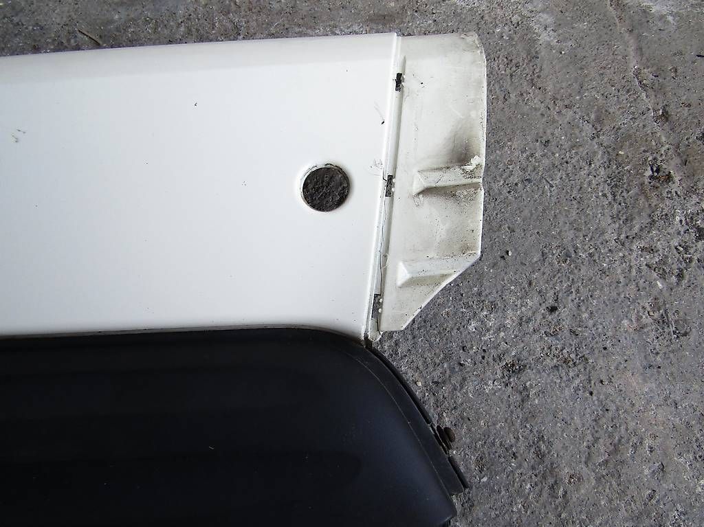 Smart Tutti pezzi di ricambio auto: Heckstossstange-Mittelteil Smart 450 – Usato da Staffelbach venduto da Diablo66 2