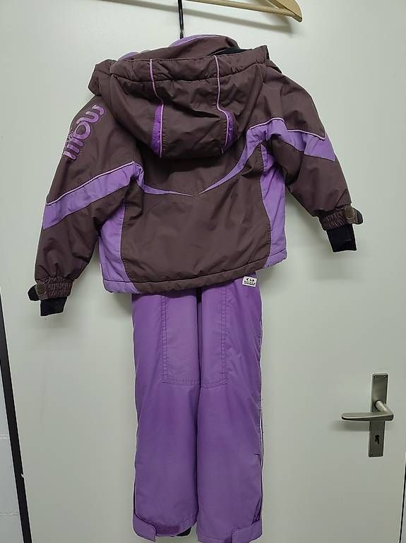 Completi: 2-teiliger Ski- / Schneeanzug Grösse 92 – Usato da Ettenhausen TG venduto da blumenkind37 1