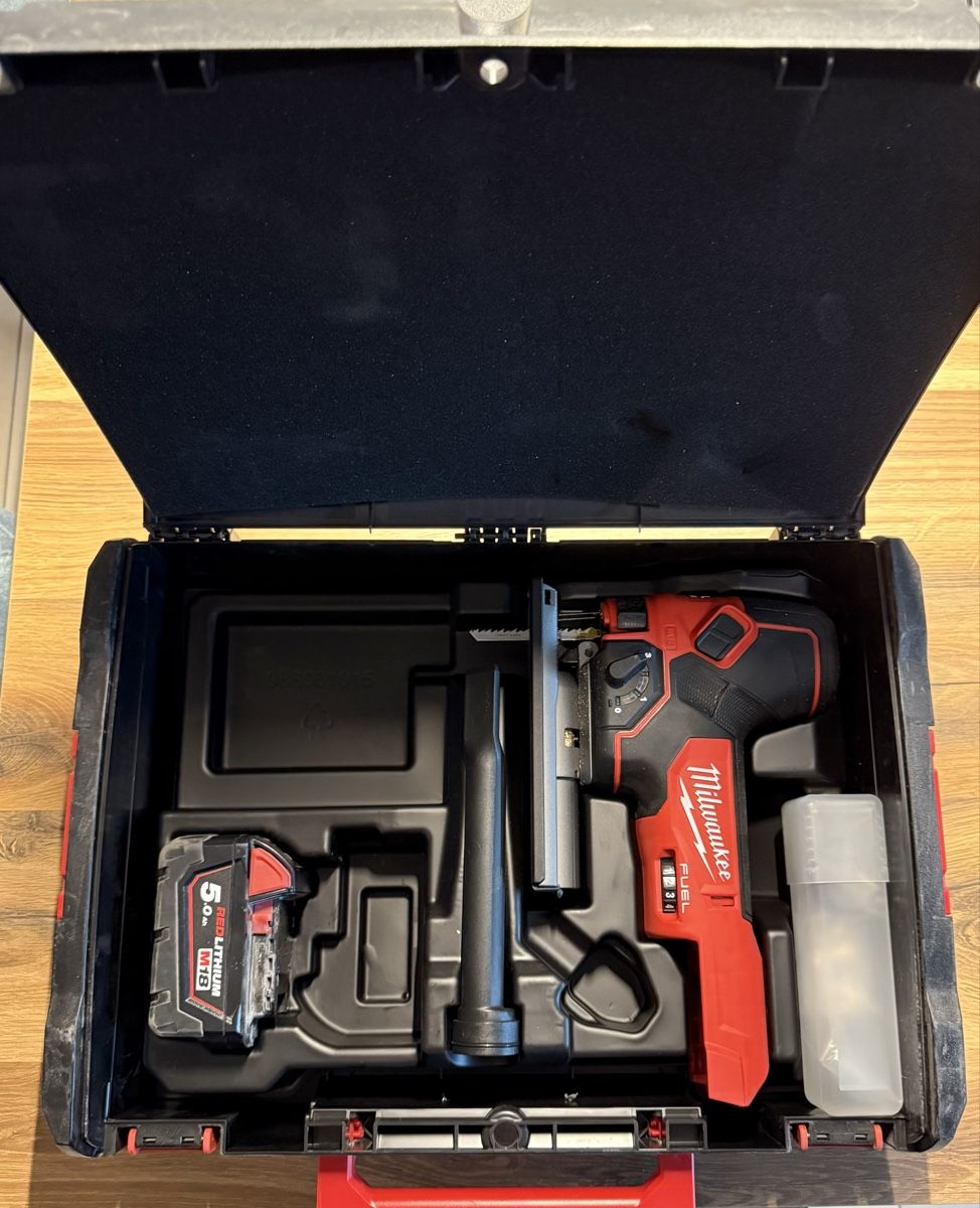 Alle Maschinen: Milwaukee Stichsäge M18 – Neu und originalverpackt aus Buchs SG von BestWorker