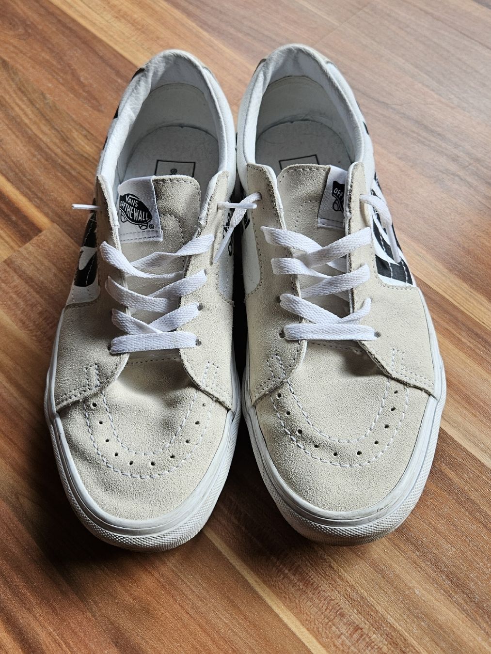 Scarpe da uomo: Vans taille 40 – Usato da Tramelan venduto da Vipers1 1