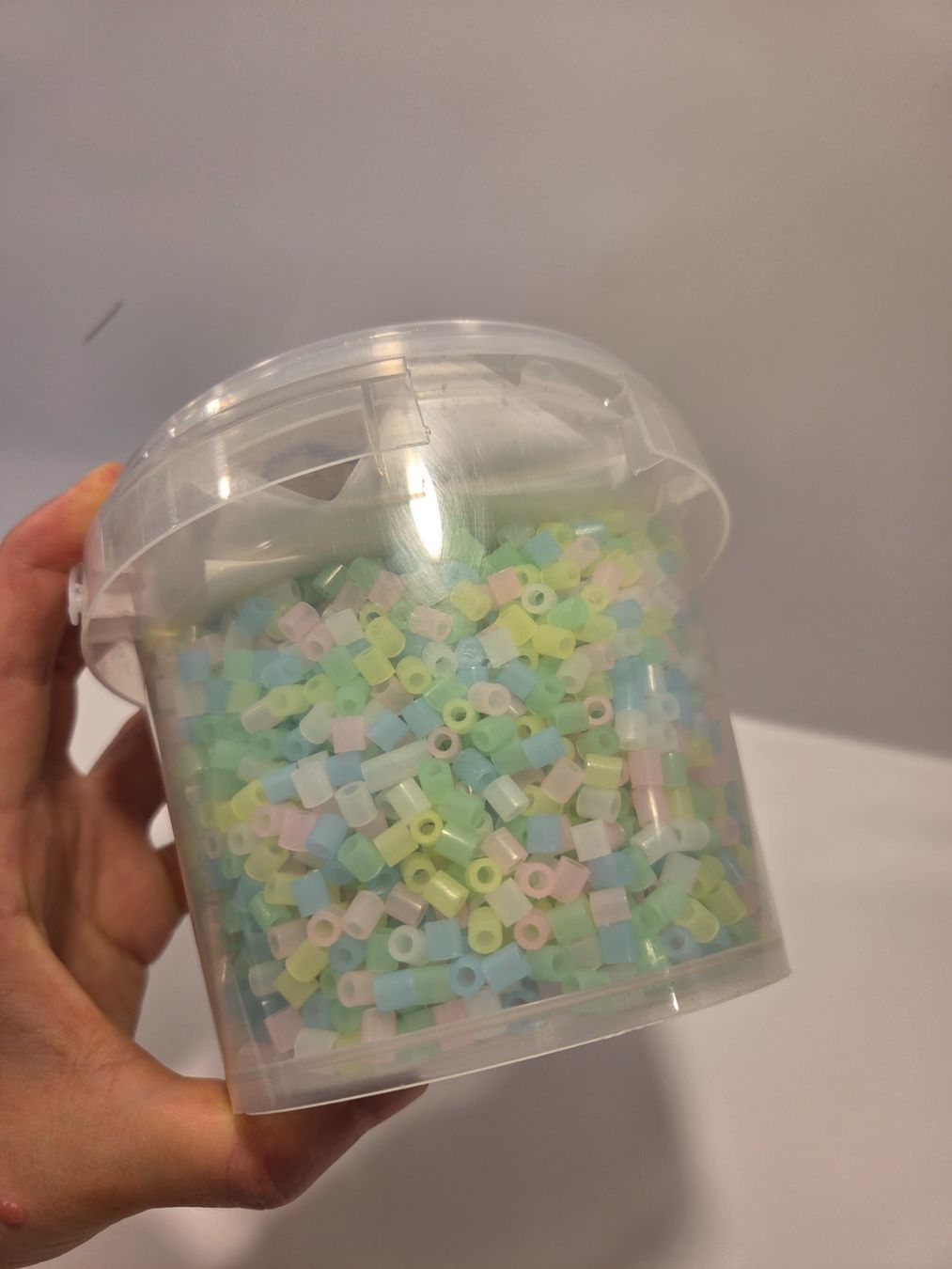 Kits de loisir créatif: Bügelperlen grosser Eimer mit 3 Formen neuwertig – D'occasion à Zürich par Lela-Mirela 2