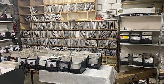 Schallplatten: Grosses Vinyl-Single- Lager – Gebraucht aus Adligenswil von Decor-Tech 3
