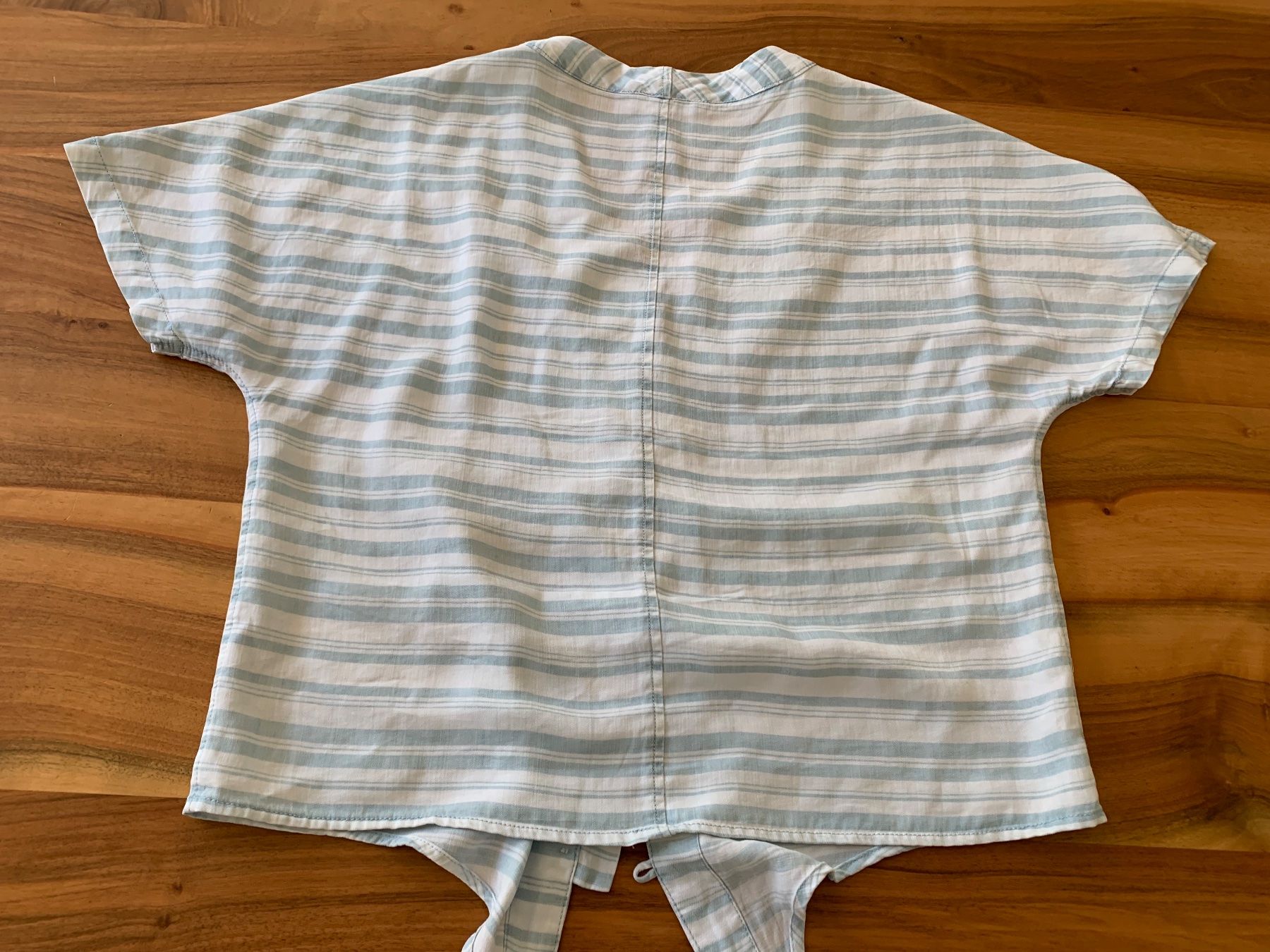 Chemisiers: VELVET HEART Oversize Bluse hellblau/weiss gestreift 36 – Neuf (Voir description) à Meiringen par magnooliaa 3