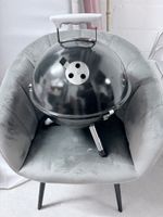 Kompakter Grill perfekt fürs Camping