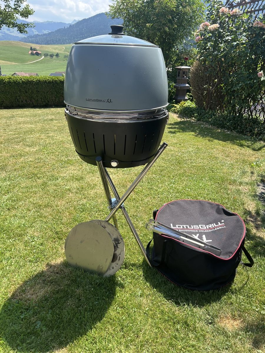 Griglie: Lotusgrill XL mit Zubehör – Usato da Oberschrot venduto da Sevenspeed