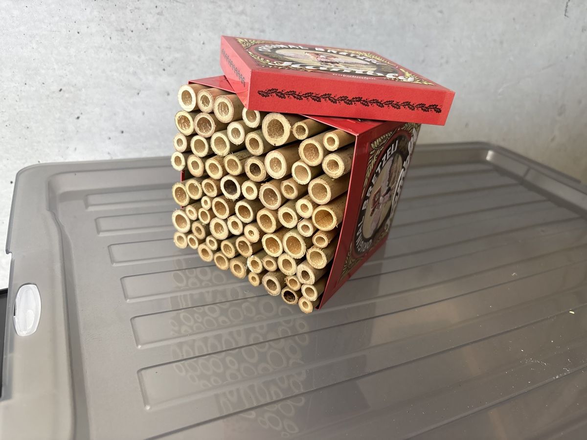 Alveari: Wildbienenhaus mit Bambus in Guetslidose – Nuovo (secondo la descrizione) da Knonau venduto da Kaktus122 2