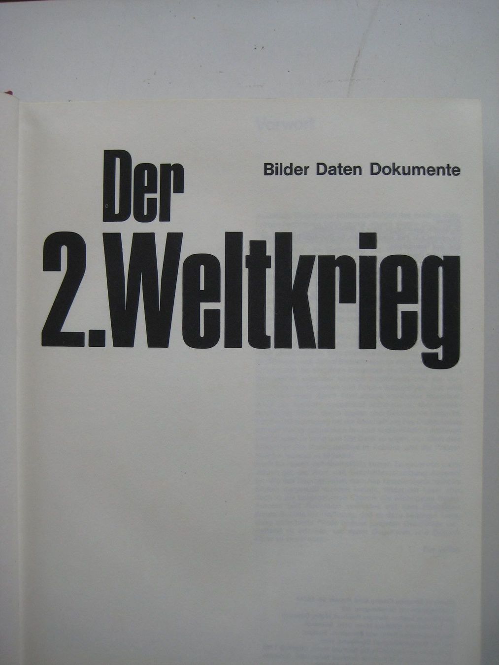 Libri: Buch "Der zweite Weltkrieg" – Usato da Neftenbach venduto da Werthe 1