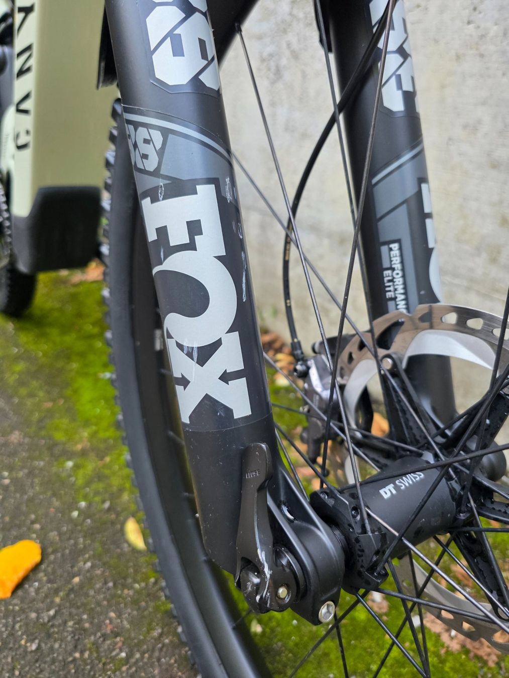 Canyon Biciclette: Canyon Spectral cf9 (M) – Nuovo (secondo la descrizione) da Dänikon ZH venduto da Danielpvz 2