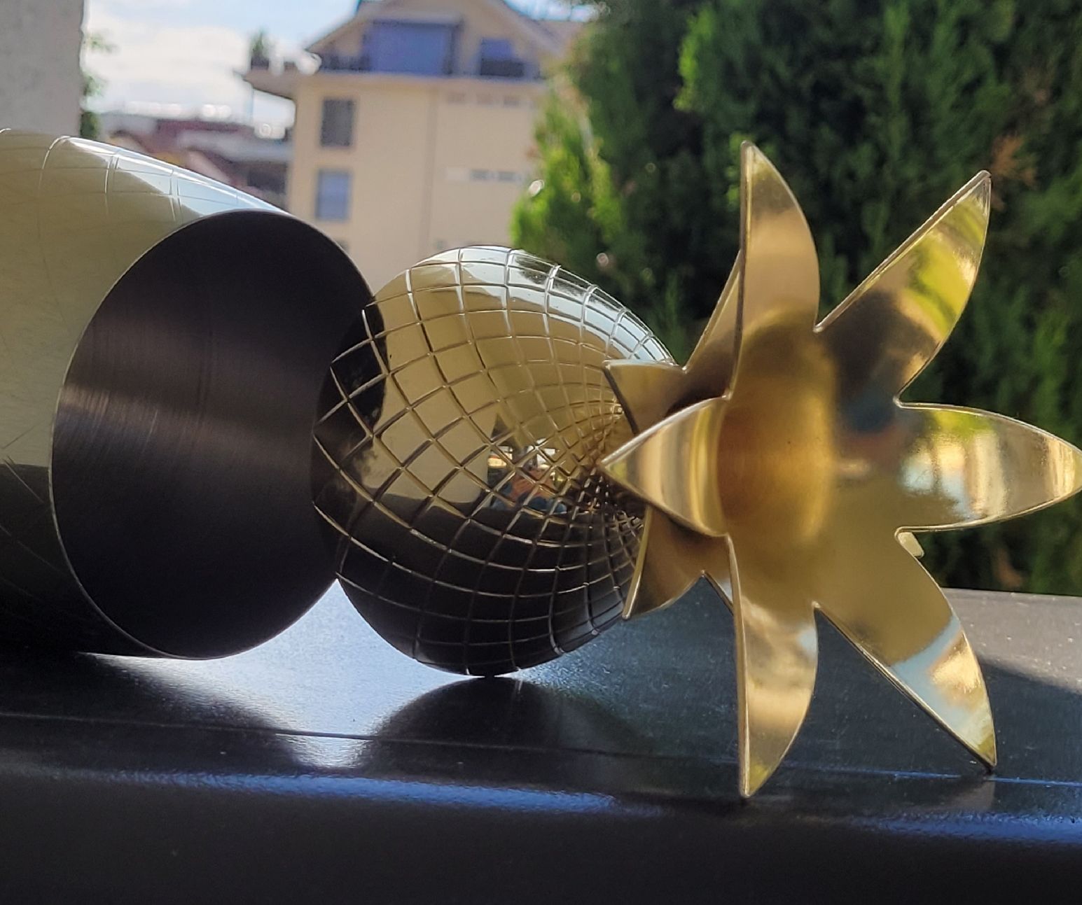 Tutte le decorazioni: Schöne Ananas Edelstahl beschichtet  – Usato da Buttikon SZ venduto da Renco