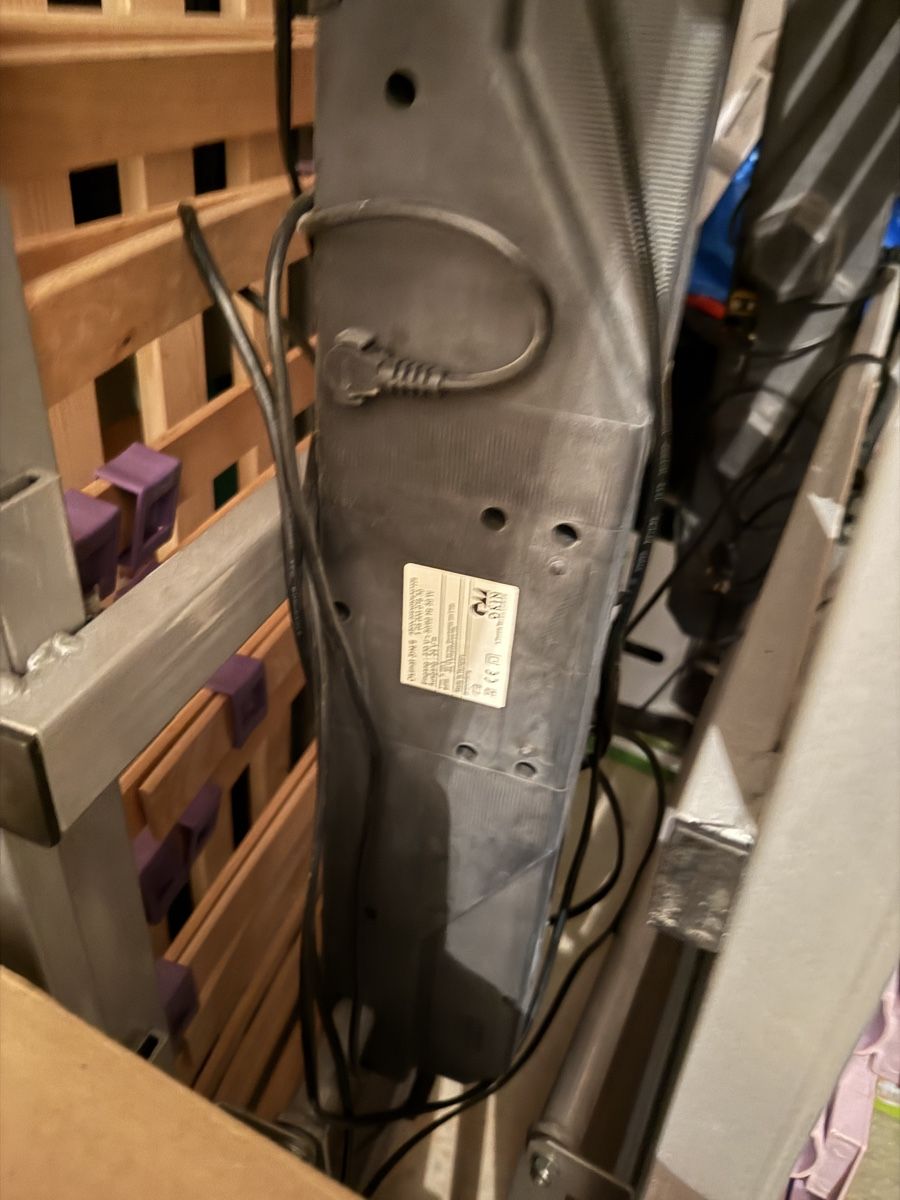 Lattenroste: Sommier électrique  Elektrischer Lattenrost  – Neu (gemäss Beschreibung) aus neuchatel von Ewan13 2
