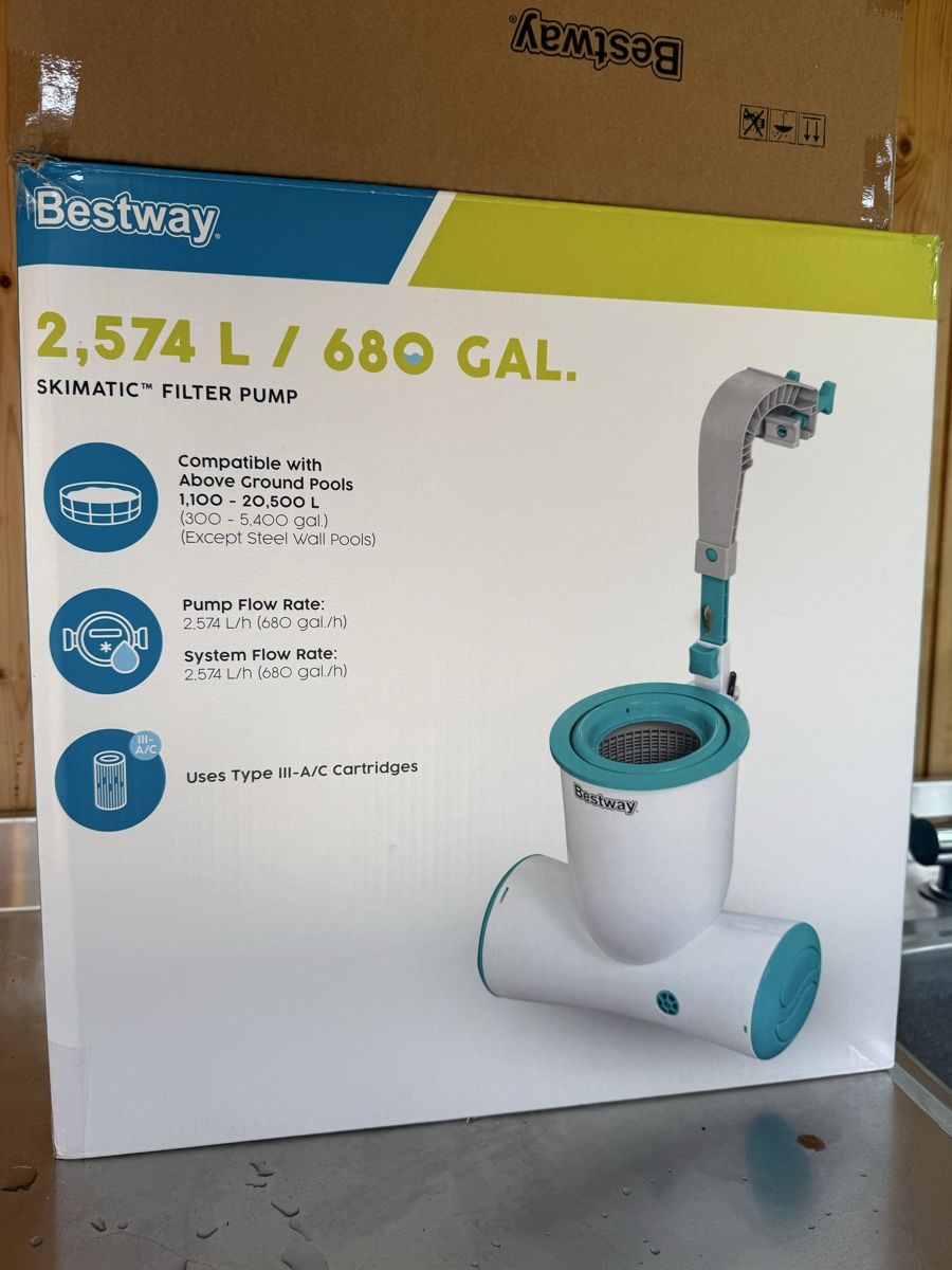 Bestway Installations sanitaires: Bestway skimatic Filter Pump – D'occasion à Bauma par H_power