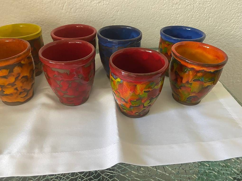 Tasses: Steingut Becher Neu – D'occasion à Bern par Ninitto 1
