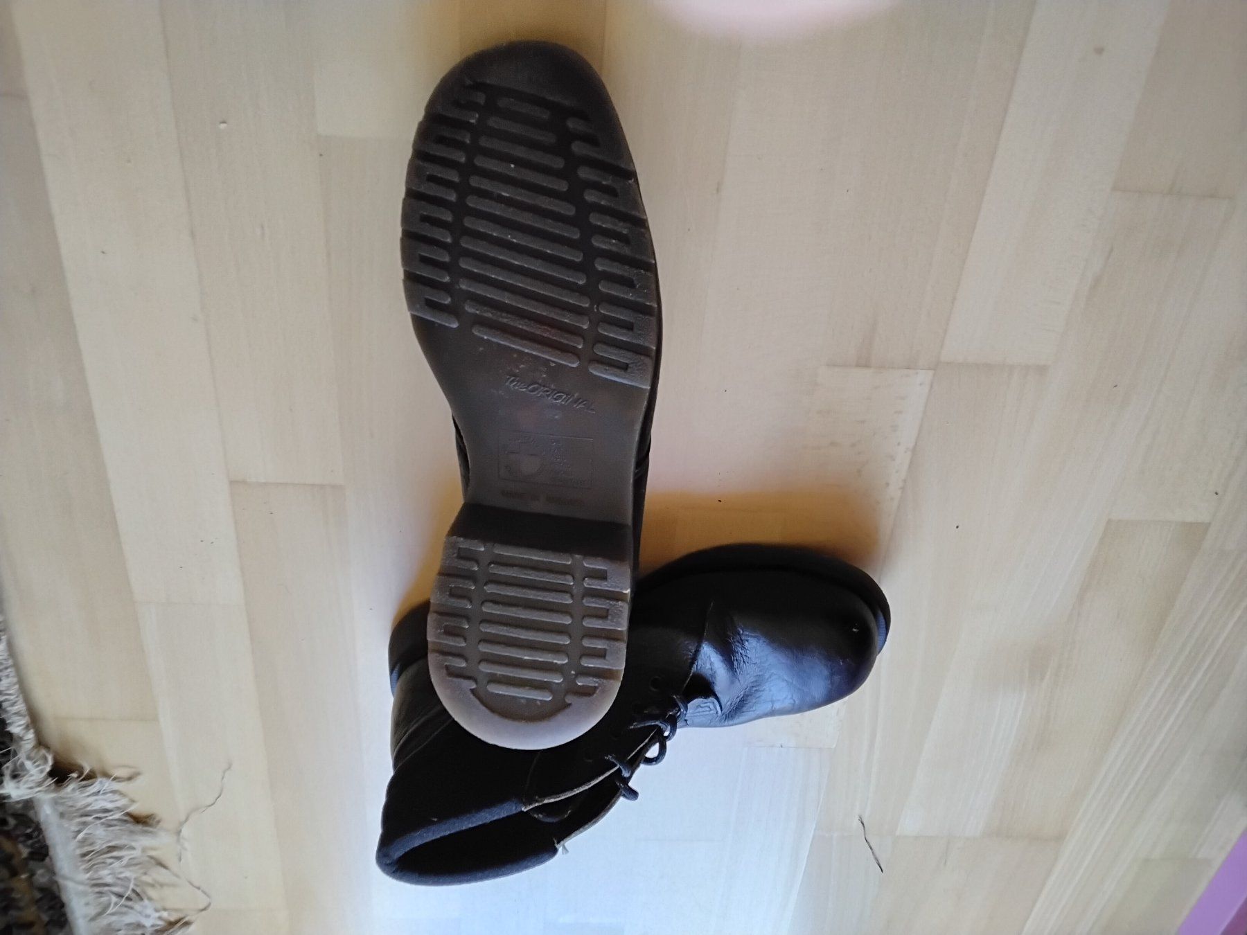 Dr. Martens Herrenschuhe: Dr. Martens Herrenschuhe Gr. 43 – Gebraucht aus Rorschach von Bewegung02 1