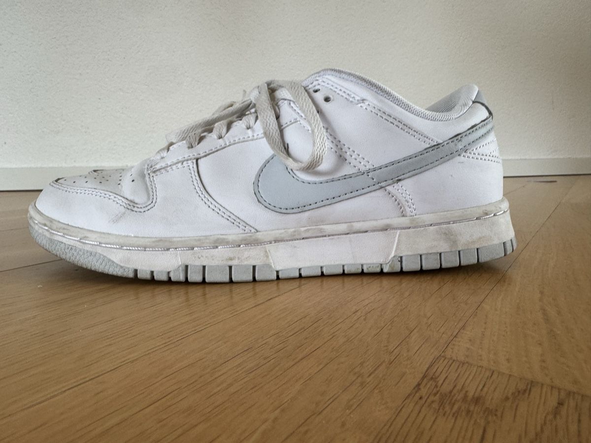 Nike Scarpe da uomo: Nike Dunk Low Weiss/Grau Gr. 39 – Usato da Lenzburg venduto da acmilan_17 2