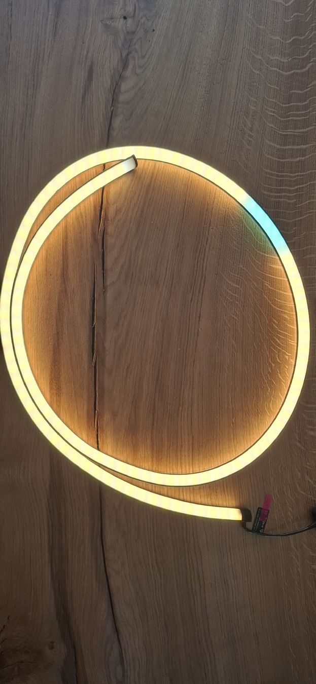 Philips Lampade: Philips Hue Play Gradient Lightstrip 65 zoll  – Usato da Guntershausen venduto da Jtattoo 7