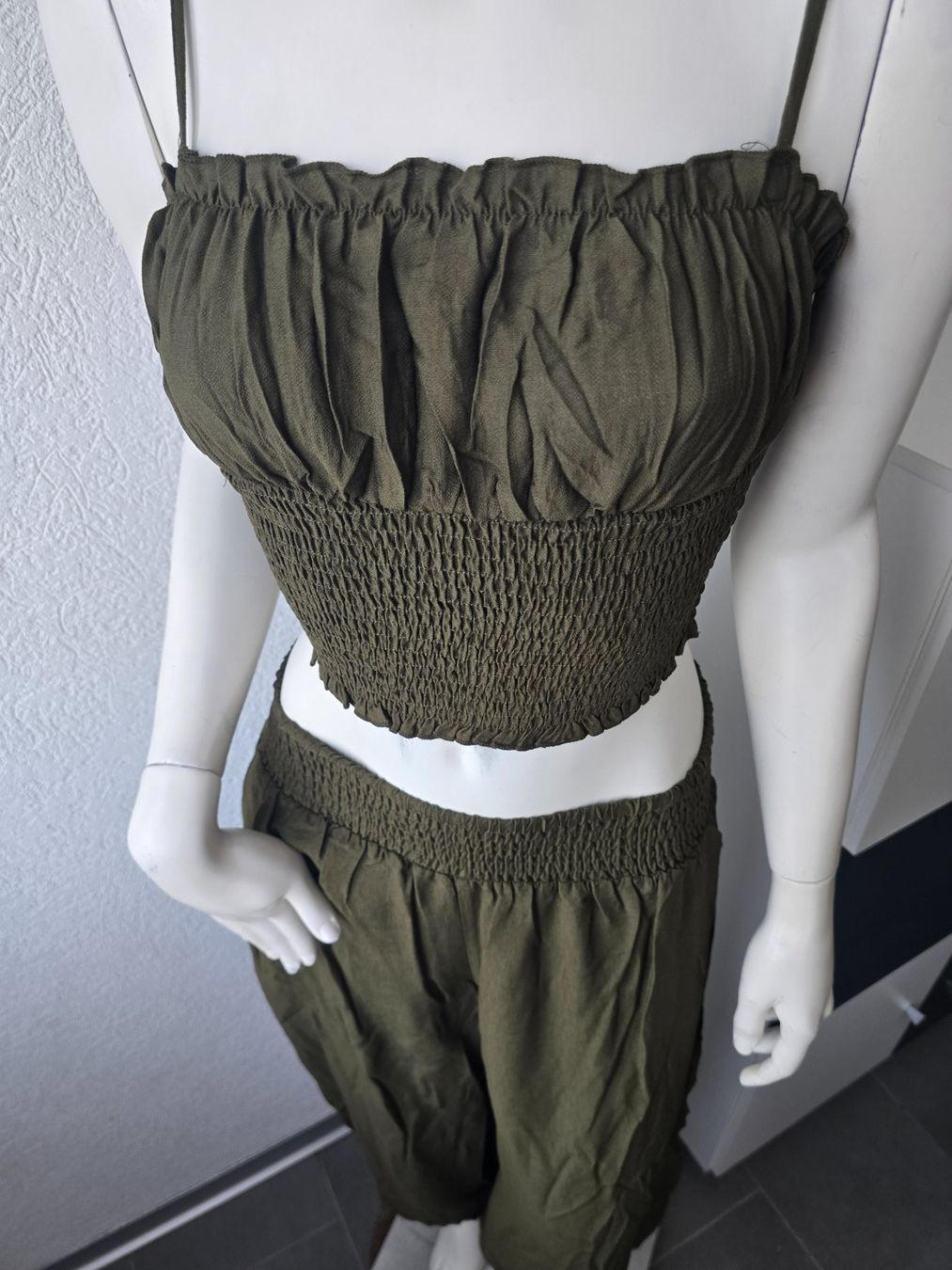 Kleiderpakete: Ensemble 2 pièces T-S Neuf – Neu und originalverpackt aus Les Verrières von kitel79 4